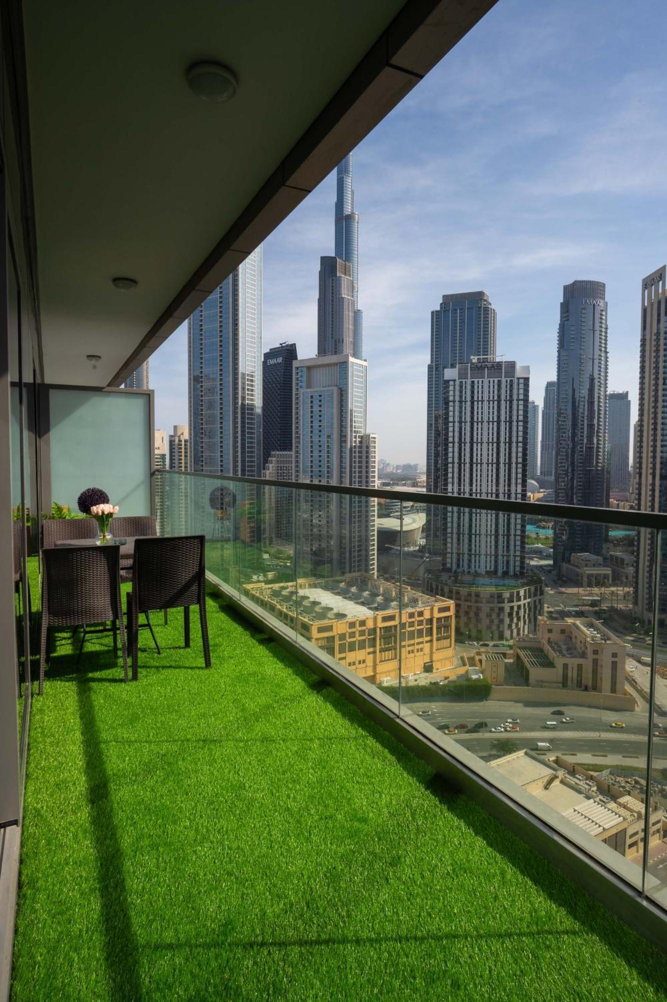 Ferienwohnung Burj Khalifa Views 2Br With Infinity Pool Downtown Dubai Exterior foto
